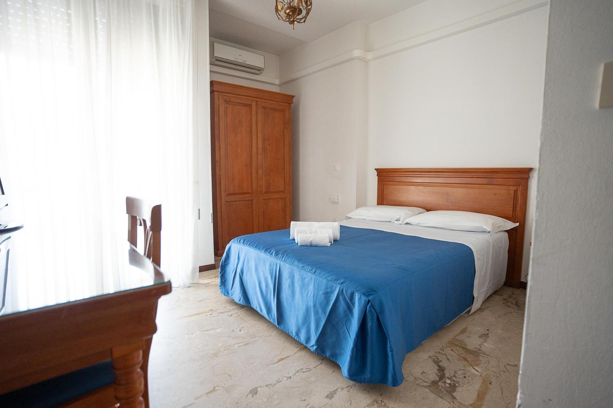 Hotel Napoleon Pontremoli Exteriör bild